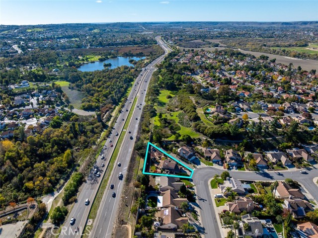 Detail Gallery Image 55 of 60 For 554 Edgewater, Oceanside,  CA 92057 - 4 Beds | 3 Baths