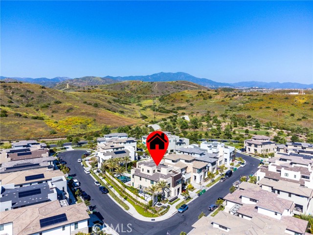 61 Hartman, Irvine CA: https://media.crmls.org/medias/804f717f-249c-4d13-994f-5ae24db93380.jpg