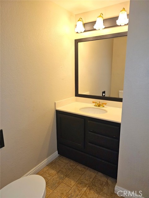 Detail Gallery Image 8 of 11 For 25150 Steinbeck Ave #B,  Stevenson Ranch,  CA 91381 - 3 Beds | 3 Baths