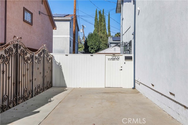 Detail Gallery Image 20 of 24 For 21209 De La Guerra St, Woodland Hills,  CA 91364 - 1 Beds | 1 Baths