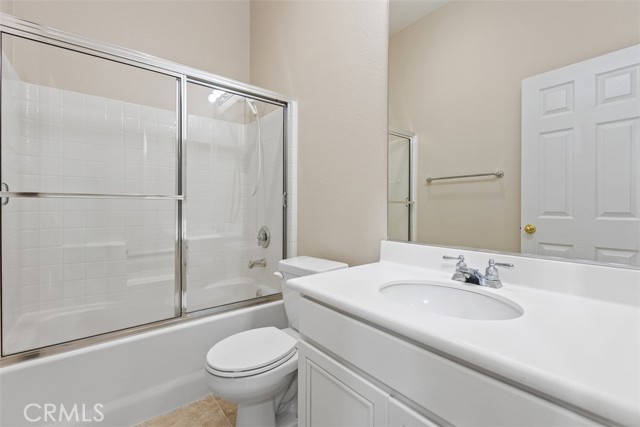 28658 Shady Brook Drive, Menifee CA: https://media.crmls.org/medias/804ffdcd-e970-44c9-b0a1-e4a0039c9dde.jpg