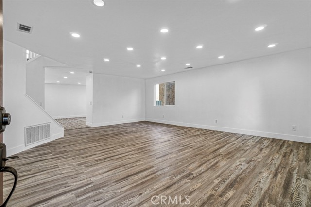 3500 Desert Oak Drive, Palmdale CA: https://media.crmls.org/medias/805060ac-9453-46f8-9b11-0283fe35b85b.jpg