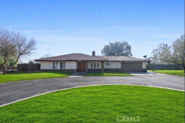 7519 Man O War Street, Bakersfield CA: https://media.crmls.org/medias/805085d1-0902-4cac-b27b-fac235c1018f.jpg