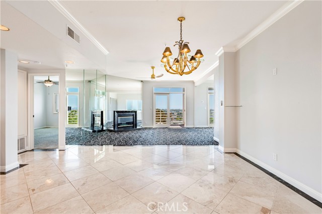 2604 E 20th street, Signal Hill CA: https://media.crmls.org/medias/805095d7-3159-43d7-9947-de2ee62085f9.jpg