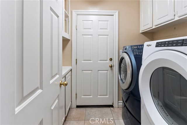 8880 Stony Brook Circle, Riverside CA: https://media.crmls.org/medias/80509c7a-904c-4e07-95d9-4d12e8b4c68d.jpg