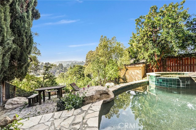 Detail Gallery Image 22 of 27 For 3830 Buena Park Dr, Studio City,  CA 91604 - 3 Beds | 3 Baths