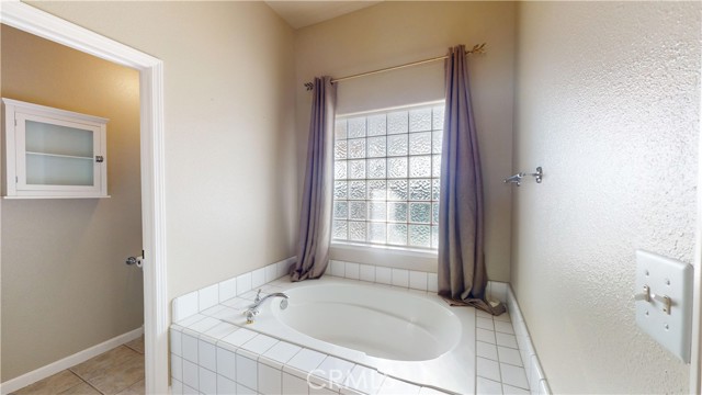 Detail Gallery Image 17 of 29 For 5010 Congressional St, Chowchilla,  CA 93610 - 3 Beds | 2/1 Baths