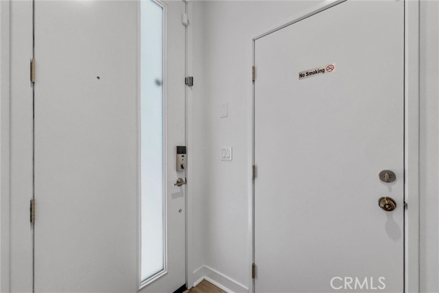 Detail Gallery Image 5 of 29 For 359 E Broadway, Long Beach,  CA 90802 - 2 Beds | 2/1 Baths