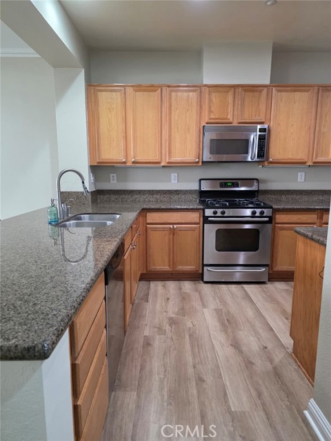 Detail Gallery Image 5 of 8 For 7161 East, Rancho Cucamonga,  CA 91739 - 3 Beds | 2/1 Baths