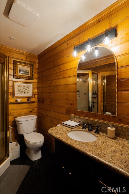 761 Arrowhead Villa Road, Lake Arrowhead, CA 92352