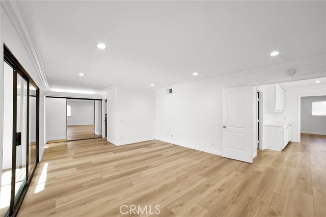 Detail Gallery Image 31 of 43 For 18839 Miranda, Tarzana,  CA 91356 - 4 Beds | 3 Baths