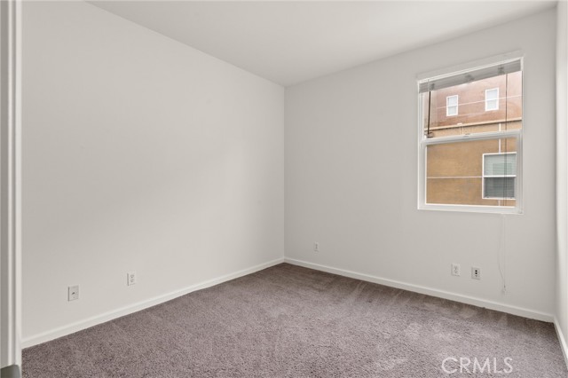 Detail Gallery Image 14 of 27 For 408 E Jeanette, Santa Ana,  CA 92705 - 4 Beds | 2/1 Baths