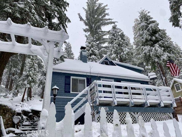 27048 State Highway 189, Blue Jay CA: https://media.crmls.org/medias/80545247-3507-4d97-a1b7-88bda54137f1.jpg