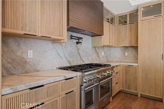 2111 Clark, Redondo Beach, California 90278, 4 Bedrooms Bedrooms, ,5 BathroomsBathrooms,Residential,For Sale,Clark,SB26059150