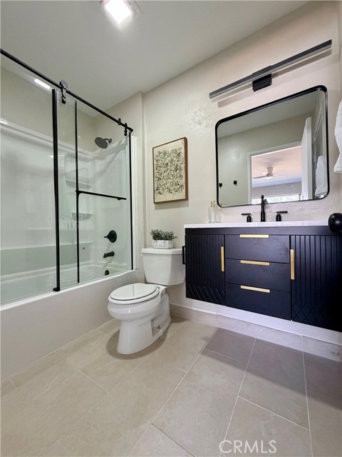 Detail Gallery Image 6 of 25 For 1509 S Raitt, Santa Ana,  CA 92704 - 2 Beds | 1 Baths