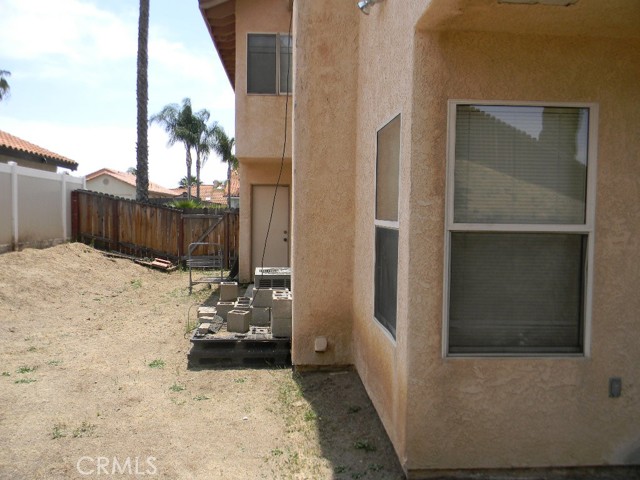 21484 Dickinson Road, Moreno Valley CA: https://media.crmls.org/medias/80571d78-5592-4dd6-9876-f94effcebb6e.jpg