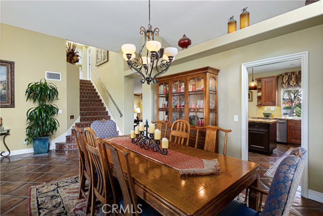 Detail Gallery Image 15 of 75 For 5376 Edgewood Dr, La Verne,  CA 91750 - 4 Beds | 3 Baths