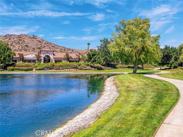 28911 Mirada Circulo, Valencia CA: https://media.crmls.org/medias/8057b235-95d4-4ee8-9e45-c205c15148cd.jpg