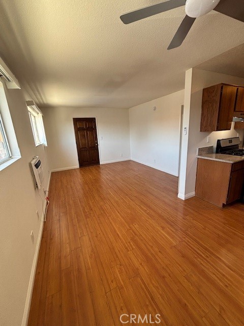 Detail Gallery Image 4 of 14 For 1901 Scott, Burbank,  CA 91504 - 8 Beds | 9 Baths