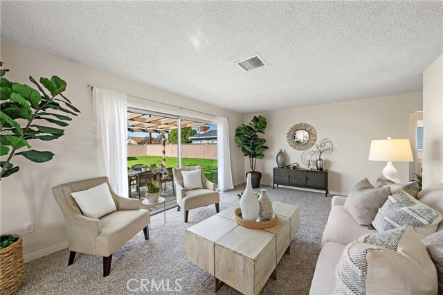 Detail Gallery Image 5 of 31 For 7869 La Mirada Cir, Buena Park,  CA 90620 - 3 Beds | 2 Baths