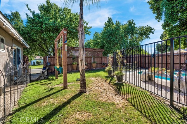 Detail Gallery Image 27 of 27 For 3849 N Stanford, Fresno,  CA 93727 - 3 Beds | 2 Baths