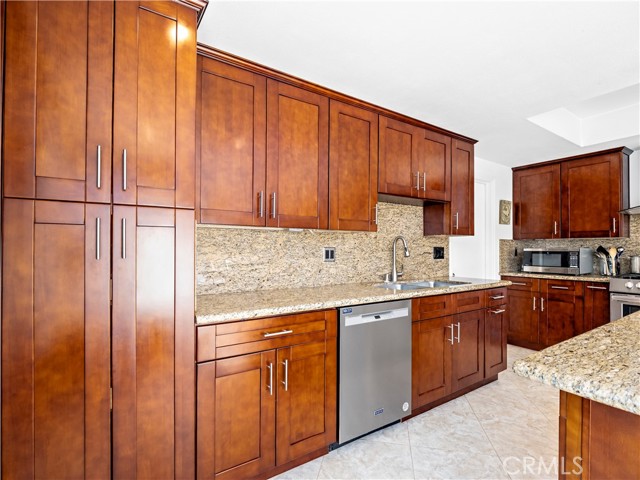 Detail Gallery Image 33 of 73 For 177 Channing St, Redlands,  CA 92373 - 4 Beds | 2 Baths