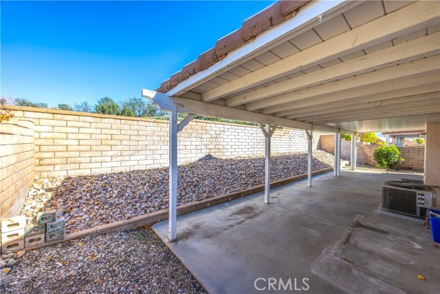 10650 Bel Air Drive, Cherry Valley CA: https://media.crmls.org/medias/805a5c74-a873-44de-8aaf-0f56f23265ef.jpg