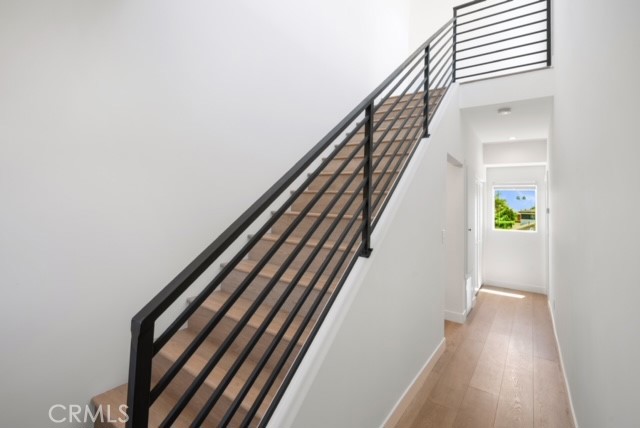 2672 Newell Street, Los Angeles CA: https://media.crmls.org/medias/805af561-d13e-47df-a9a5-f4a280422fc3.jpg