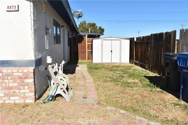 Detail Gallery Image 24 of 25 For 8873 Holly, California City,  CA 93505 - 3 Beds | 2 Baths