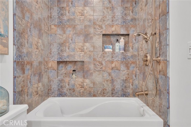 Main upper bathroom with upgraded tub