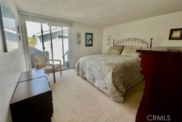 Detail Gallery Image 10 of 27 For 8 Saratoga, Newport Beach,  CA 92660 - 2 Beds | 2 Baths