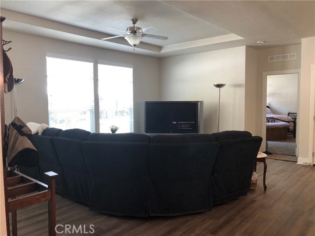 Detail Gallery Image 15 of 34 For 4901 Green River Rd #268,  Corona,  CA 92878 - 4 Beds | 2 Baths