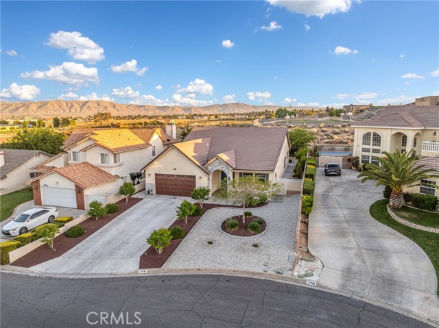 17795 Sunburst Road, Victorville CA: https://media.crmls.org/medias/805ca63b-7062-482b-8909-d57f7346faa2.jpg