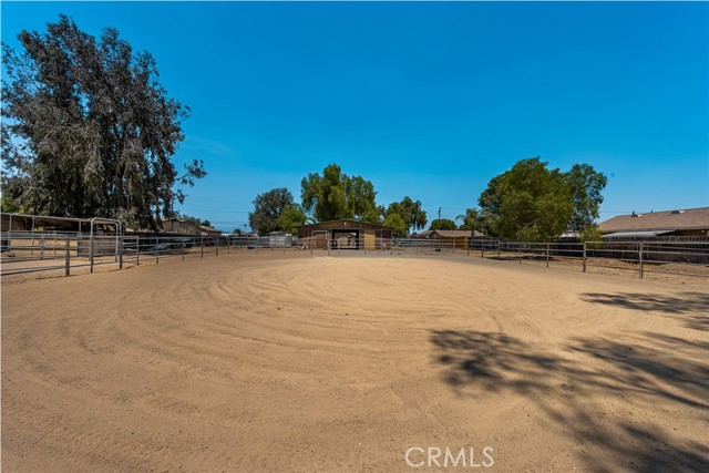 1014 7th Street, Norco CA: https://media.crmls.org/medias/805cd2f8-b689-429f-be7f-8238b490c7ee.jpg