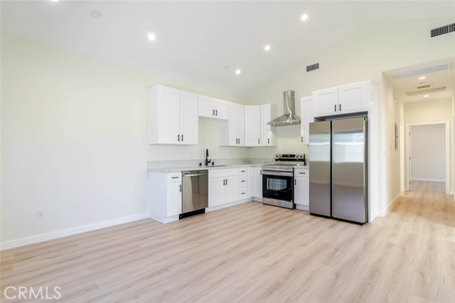 Detail Gallery Image 2 of 15 For 11937 1/2 Burton, North Hollywood,  CA 91605 - 2 Beds | 2 Baths