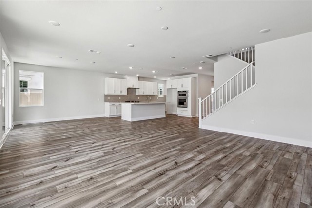 16696 Dara Avenue, Chino CA: https://media.crmls.org/medias/805d8a09-9eb1-42e3-94a4-b9e2a883883e.jpg