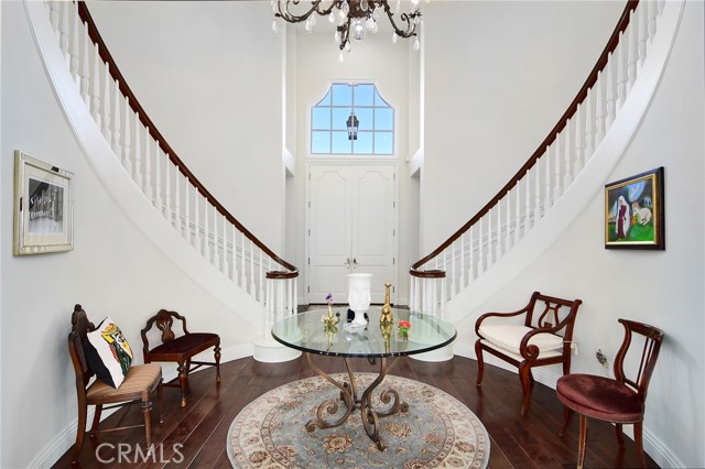 Detail Gallery Image 7 of 59 For 19134 Briarfield Way, Tarzana,  CA 91356 - 6 Beds | 7/1 Baths