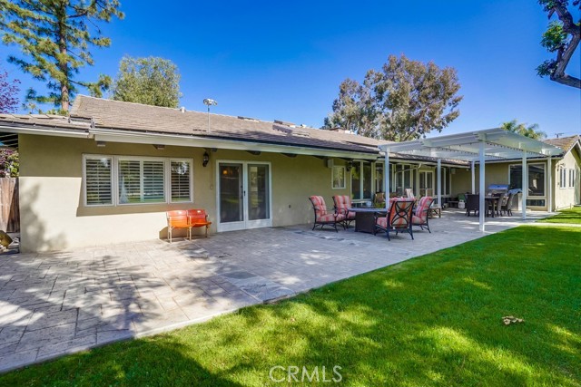 4 Saddlehorn Lane, Rolling Hills Estates, California 90274, 5 Bedrooms Bedrooms, ,4 BathroomsBathrooms,Residential,Sold,Saddlehorn,PV22070454