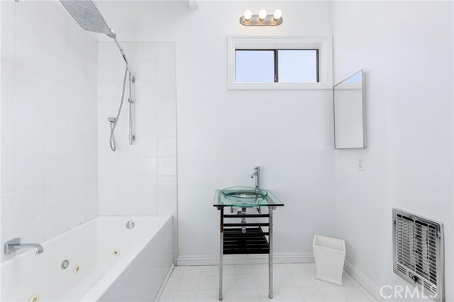 Detail Gallery Image 34 of 59 For 642 14th, Manhattan Beach,  CA 90266 - 4 Beds | 4 Baths