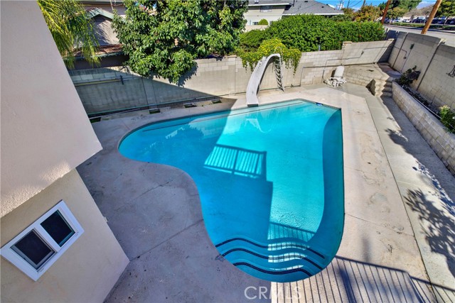 Detail Gallery Image 10 of 63 For 449 S Wellington, Orange,  CA 92869 - 5 Beds | 2/1 Baths