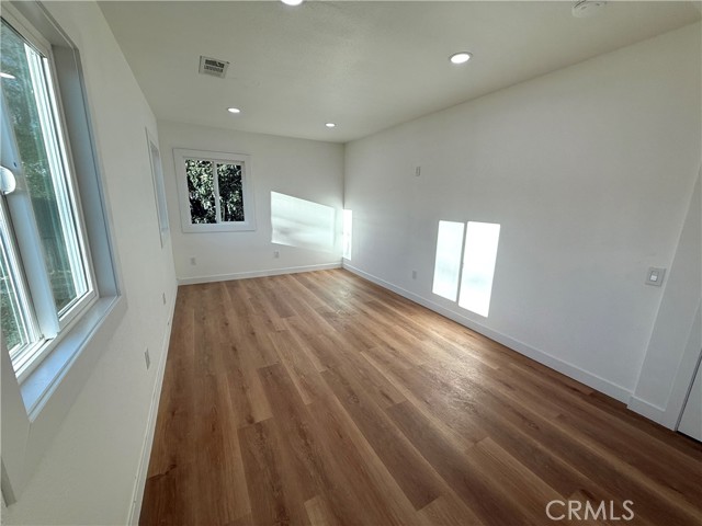 Detail Gallery Image 29 of 33 For 124 S Olive, Rialto,  CA 92376 - 4 Beds | 3 Baths