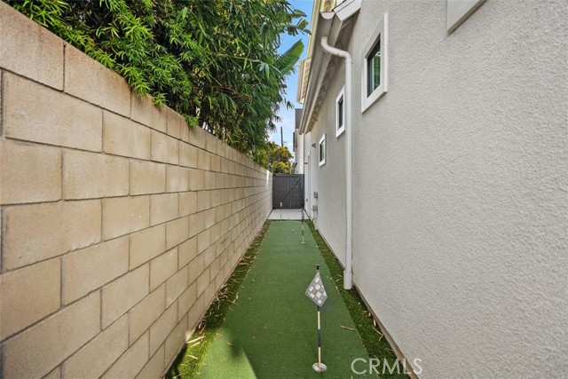 Detail Gallery Image 21 of 21 For 2076 Tablelands Way, Costa Mesa,  CA 92627 - 3 Beds | 3 Baths