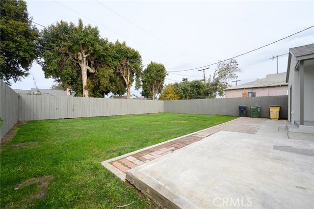 1211 Arbutus Street, Compton, California 90220, 2 Bedrooms Bedrooms, ,1 BathroomBathrooms,Single Family Residence,For Sale,Arbutus,DW25037489