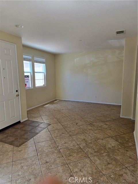 28266 Socorro Street, Murrieta CA: https://media.crmls.org/medias/805fda8d-723e-4316-99fa-fd15edf7f0d2.jpg