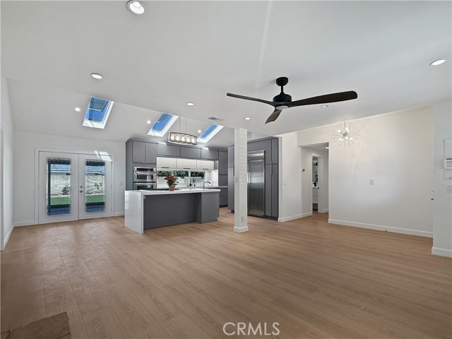 Detail Gallery Image 5 of 34 For 2815 E Coolidge, Orange,  CA 92867 - 5 Beds | 2 Baths