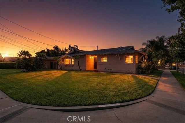 Front Image Thumbnail for CRDW26159619