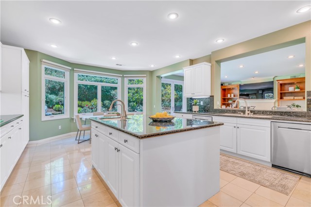 48 Via Porto Grande, Rancho Palos Verdes CA: https://media.crmls.org/medias/806257be-a217-447f-8d1e-ce7030eadee2.jpg