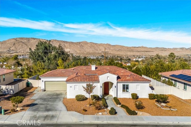 Detail Gallery Image 2 of 47 For 56214 Nez Perce Trl, Yucca Valley,  CA 92284 - 3 Beds | 2/1 Baths