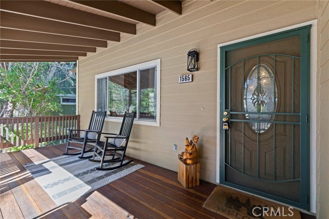 Detail Gallery Image 28 of 34 For 1565 Malabar Way, Big Bear City,  CA 92314 - 3 Beds | 2 Baths