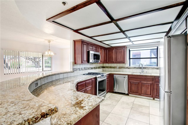 Detail Gallery Image 3 of 22 For 43195 Andrade Ave a,  Hemet,  CA 92544 - 2 Beds | 2 Baths
